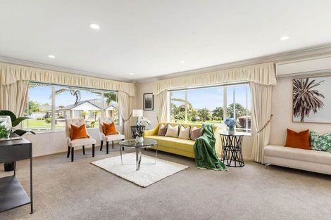 Photo of property in 93 Westerham Drive, Dannemora, Auckland, 2016