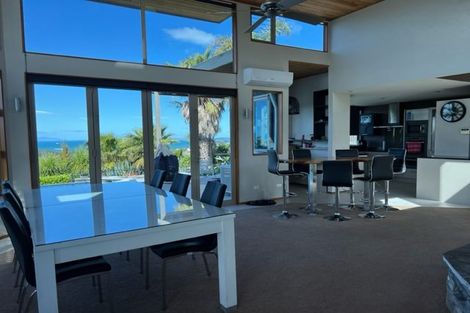 Photo of property in 52 Sunnyheights Road, Orewa, 0931