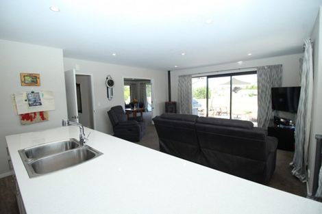 Photo of property in 2 Jacks Drive, West Melton, 7618
