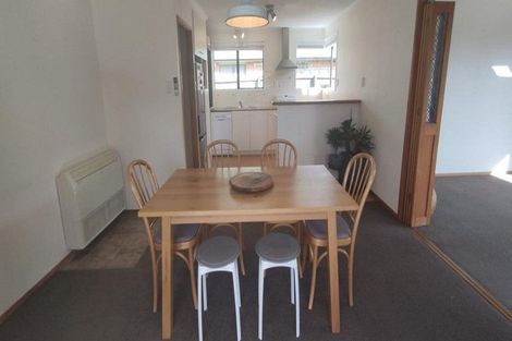 Photo of property in 8 Warner Place, Heathcote Valley, Christchurch, 8022