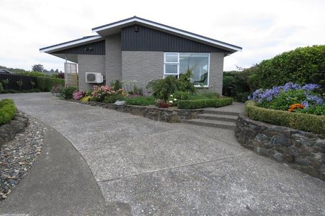 Photo of property in 23 Pine Crescent, Hargest, Invercargill, 9810