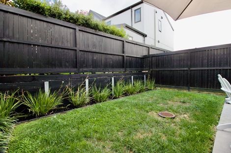 Photo of property in 7 Uma Grove, Hobsonville, Auckland, 0616