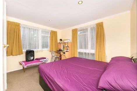 Photo of property in 61 Oreil Avenue, West Harbour, Auckland, 0618