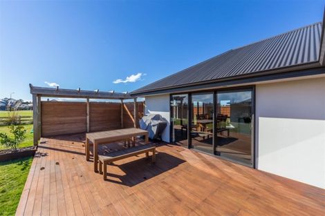 Photo of property in 23 Jacqueline Drive, West Melton, 7618