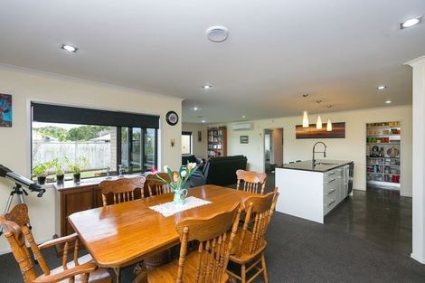 Photo of property in 1 Rawiri Drive, Bell Block, New Plymouth, 4312