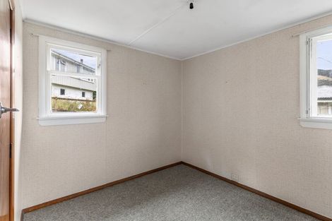 Photo of property in 19 Tui Terrace, Waipori Falls, Outram, 9073