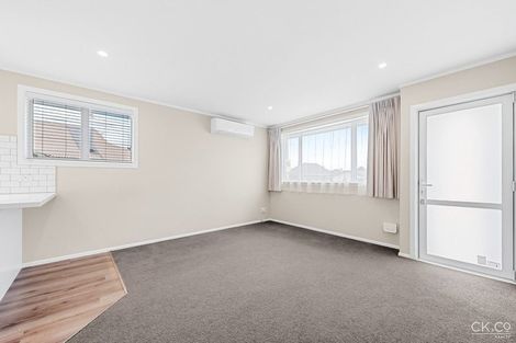 Photo of property in 1/12 Poplar Grove, Ebdentown, Upper Hutt, 5018