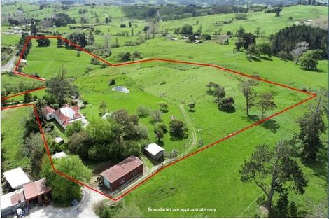 Photo of property in 900 Port Albert Road, Wellsford, 0973