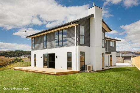 Photo of property in 54 Sardinia Grove, Fitzherbert, Palmerston North, 4410