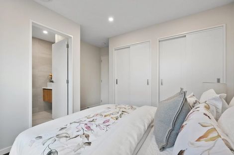 Photo of property in 2/32 Beulah Avenue, Rothesay Bay, Auckland, 0630