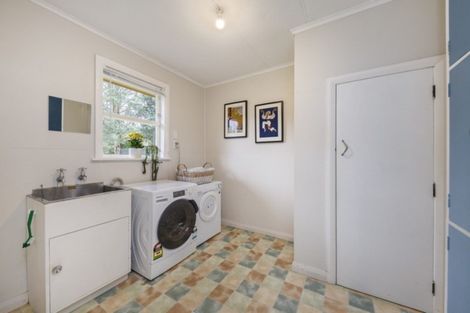 Photo of property in 357 Turitea Road, Turitea, Palmerston North, 4472