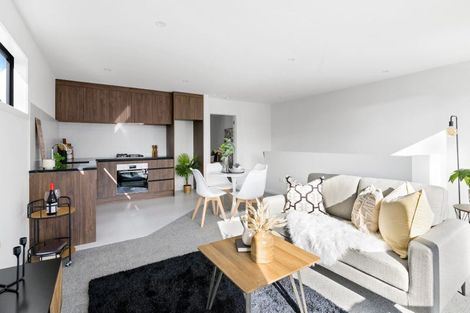 Photo of property in 80 Carrington Avenue, Silverdale, Hamilton, 3216