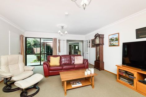 Photo of property in 11 Just Place, West End, Palmerston North, 4410