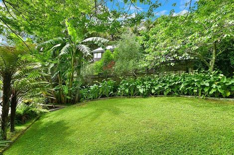 Photo of property in 16 Dee Place, Torbay, Auckland, 0630