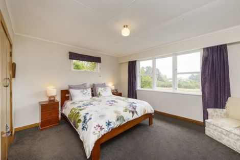 Photo of property in 357 Turitea Road, Turitea, Palmerston North, 4472