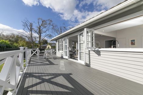 Photo of property in 2 Alice Street, Riverhead, 0820