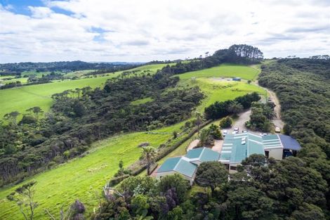 Photo of property in 187 Valley Road, Waimauku, 0881