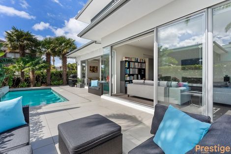 Photo of property in 2a Mirwill Road, Rothesay Bay, Auckland, 0630