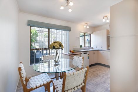 Photo of property in 85 Churton Drive, Churton Park, Wellington, 6037