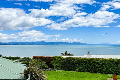 Photo of property in 28 Bay Vista Drive, Pohara, Takaka, 7183