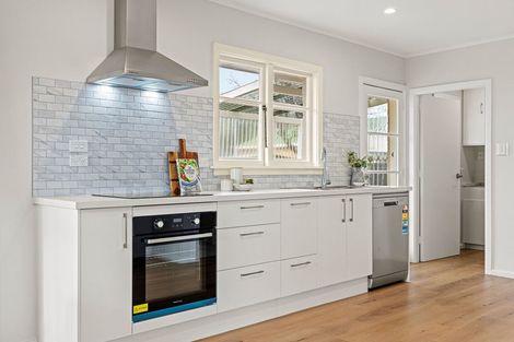 Photo of property in 15 Vivian Street, Burwood, Christchurch, 8083