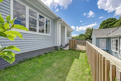 Photo of property in 25a Torino Street, Point England, Auckland, 1072