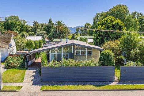 Photo of property in 2 Collett Place, Riversdale, Blenheim, 7201