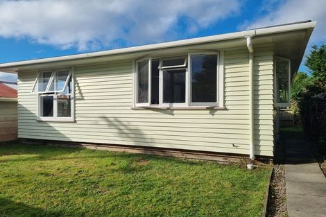 Photo of property in 8a Frederick Street, Tawa, Wellington, 5028