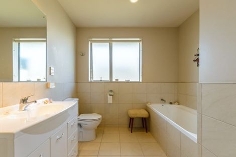 Photo of property in 17 Avening Close, Blenheim, 7201