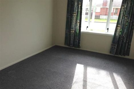 Photo of property in 2/12 Elizabeth Street, Papakura, 2110