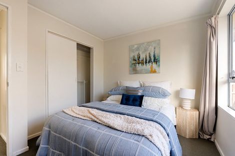 Photo of property in 18a Bracken Road, Newlands, Wellington, 6037