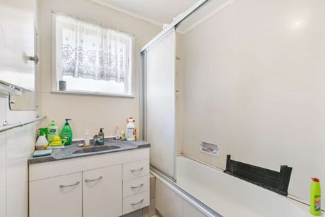 Photo of property in 11 Domain Road, Weymouth, Auckland, 2103