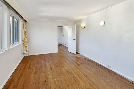 Photo of property in 27 Hathaway Avenue, Karori, Wellington, 6012