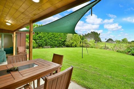 Photo of property in 5352 Kaipara Coast Highway, Wellsford, 0972