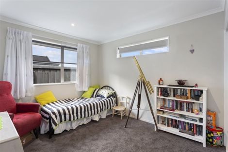 Photo of property in 215 Highsted Road, Casebrook, Christchurch, 8051