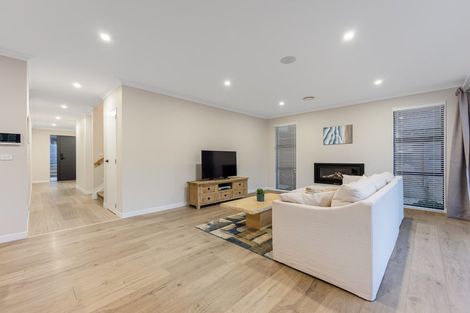 Photo of property in 36 Longshore Drive, Long Bay, Auckland, 0630