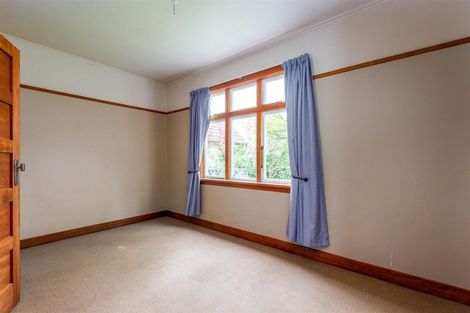 Photo of property in 1 Edward Street, Dannevirke, 4930