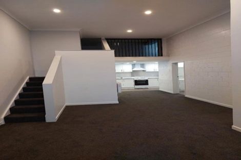 Photo of property in 138 Molesworth Street, New Plymouth, 4312