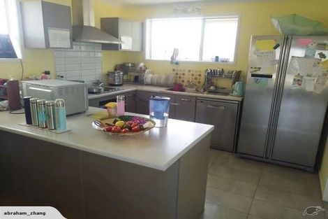 Photo of property in 13 Cooladerry Place, Rosehill, Papakura, 2113