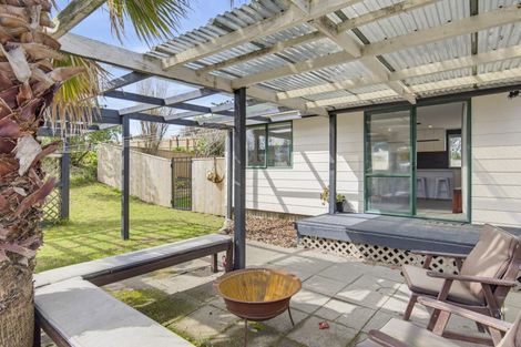 Photo of property in 16b Karaka Street, Otaki Beach, Otaki, 5512