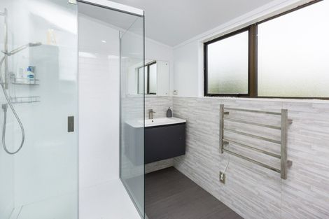 Photo of property in 107 Avro Road, Blue Mountains, Upper Hutt, 5371