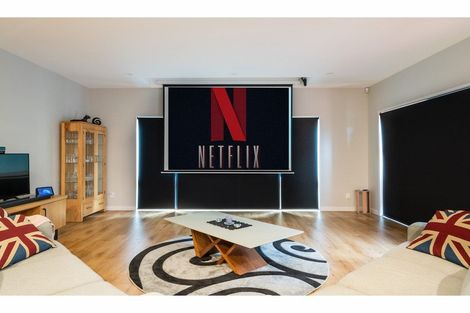 Photo of property in 14 Kaimai Avenue, Massey, Auckland, 0614