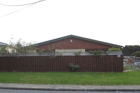 Photo of property in 70 Ruapehu Street, Paraparaumu, 5032