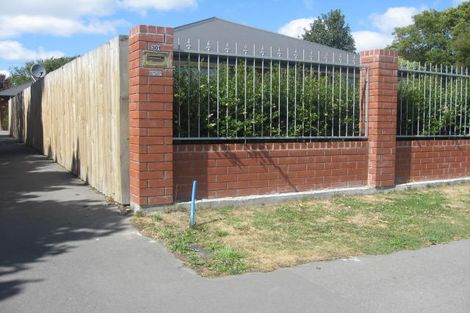 Photo of property in 301 Riccarton Road, Upper Riccarton, Christchurch, 8041