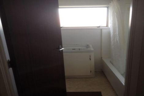 Photo of property in 2/24 Copley Street, New Lynn, Auckland, 0600