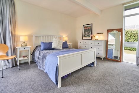 Photo of property in 24 Erin Street, Hokowhitu, Palmerston North, 4410