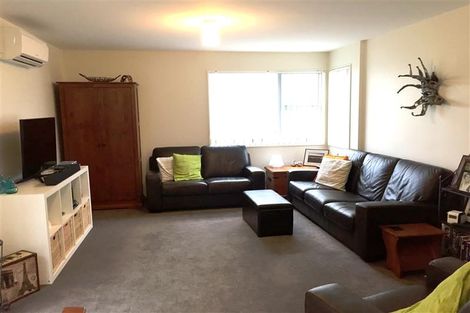 Photo of property in 6a Mills Road, Brooklyn, Wellington, 6021