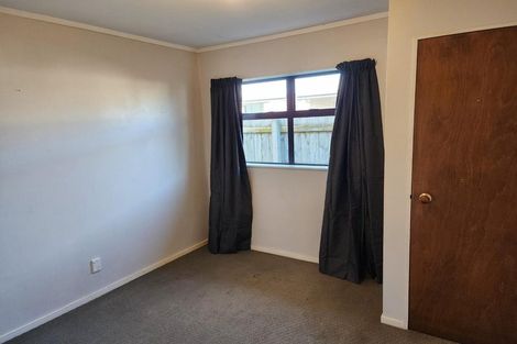 Photo of property in 2/76 Cambridge Terrace, Waterloo, Lower Hutt, 5011