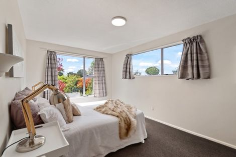 Photo of property in 2/4 Kotare Street, Fendalton, Christchurch, 8041