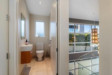 Photo of property in 37a Bay View Road, Kelvin Heights, Queenstown, 9300